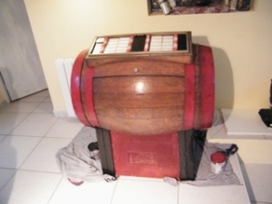 Barrel Jukebox - France