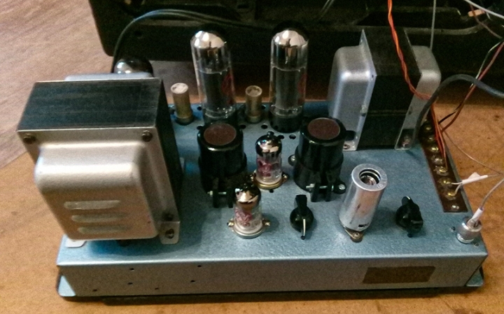 Restored Beam Echo amp 